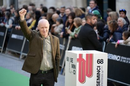 Paul Laverty en la alfombra verde. / PHOTOGENIC