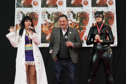 Concurso de cosplay en la Feria de Valladolid en el Salón del Cómic y Manga XVII. -J.M. LOSTAU