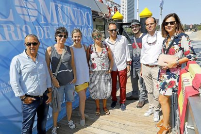 Roberto González, Ana Aparicio, Marta Serna, Charo Marcos, Emilio García, Oscar Cardeñoso, Javier Álvarez y Rebeca Sánchez (YRG).