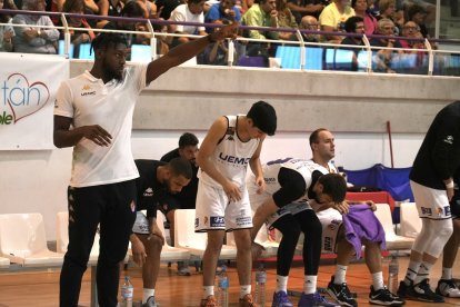 Trofeo Alimentos de Valladolid: UEMC Real Valladolid-Ourense Baloncesto. / JUAN MIGUEL LOSTAU.