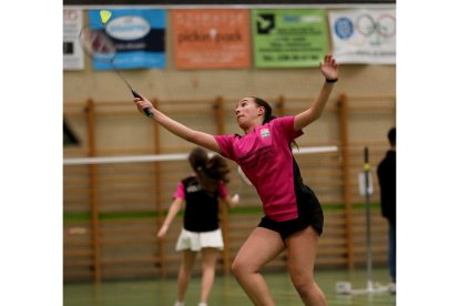 La actividad de bádminton de los Juegos Escolares de la Diputación en Medina del Campo. / MONTSE ÁLVAREZ