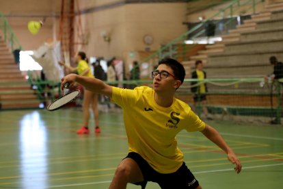 La actividad de bádminton de los Juegos Escolares de la Diputación en Medina del Campo. / MONTSE ÁLVAREZ