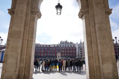Concentración en Valladolid en solidaridad con Ucrania al cumplirse el primer aniversario de la guerra.- ICAL