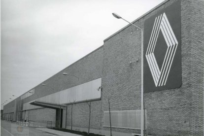 Fotografías de la historia de Renault en Valladolid.- RENAULT