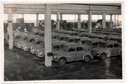 Fotografías de la historia de Renault en Valladolid.- RENAULT