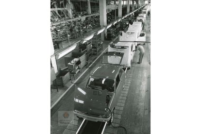 Fotografías de la historia de Renault en Valladolid.- RENAULT