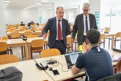 Inauguración del Edificio Mergelina. J.M. LOSTAU