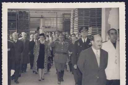 Fotografías de la historia de Renault en Valladolid.- RENAULT
