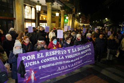 Manifestación en Valladolid contra la violencia machista. ICAL