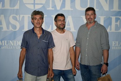 Entrega de premios de la VIII Liga Mundo Pádel y Liga LIP Interclubes. / PHOTOGENIC