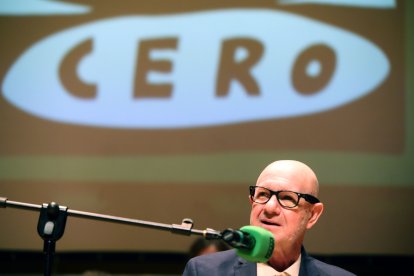 Otro momento del discurso del periodista Vicente Ballester. ICAL