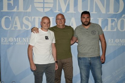 Entrega de premios de la VIII Liga Mundo Pádel y Liga LIP Interclubes. / PHOTOGENIC