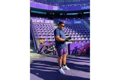 Ronaldo inicia el Camino de Santiago desde Zorrilla. / J. R. / E. M.