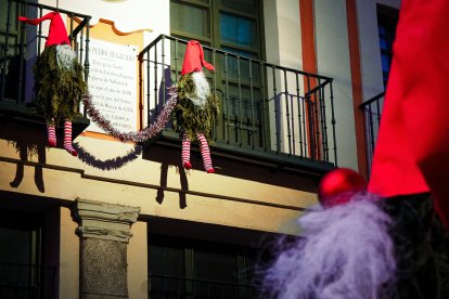 Duendes vegetales de la calle Platerías.- AVADECO