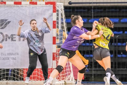 Partido entre Grafometal La Rioja y el Caja Rural Aula. FERNANDO DIAZ