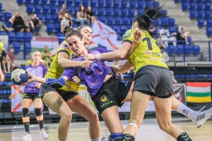 Partido entre Grafometal La Rioja y el Caja Rural Aula. FERNANDO DIAZ