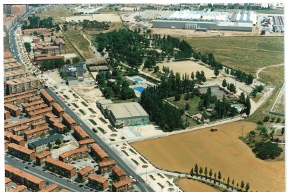 Panorámica del Paseo Juan Carlos I de Las Delicias en 1993.- ARCHIVO MUNICIPAL DE VALLADOLID