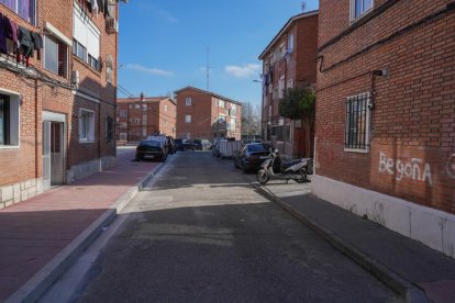 Calle Eresma en la zona de Las Viudas.- J. M. LOSTAU