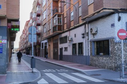 Barrio de Las Delicias, calle de Caballería.- J. M. LOSTAU