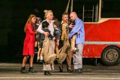 Una escena de 'Silence', de Teatr Biuro Podrózy. | T. B. P.