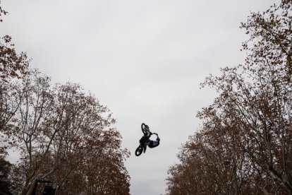 Exhibición tras el Desfile de Banderas de Pingüinos 2024. -PHOTOGENIC