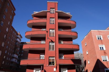 Barrio de Las Delicias, calle Huelva con calle Cádiz.- J. M. LOSTAU