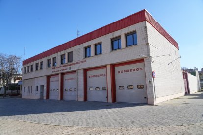 Barrio de Las Delicias, Parque de Bomberos de Canterac en el Paseo de Juan Carlos I.- J. M. LOSTAU
