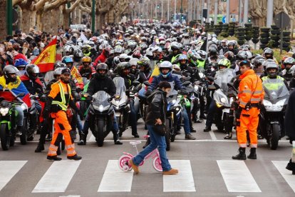 Desfile de Banderas de Pingüinos 2024. -AYUNTAMIENTO VALLADOLID