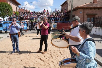 Toro del Sarmiento en La Seca (Valladolid) 2023. J. M. LOSTAU