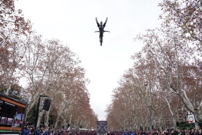 Exhibición tras el Desfile de Banderas de Pingüinos 2024. -ICAL