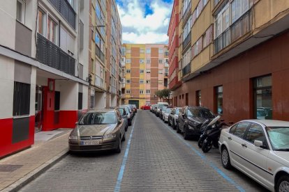 Calle de la Cerámica en el Barrio de San Juan. -J.M. LOSTAU