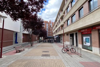Travesía de la Verbena en el Barrio de San Juan. -J.M. LOSTAU