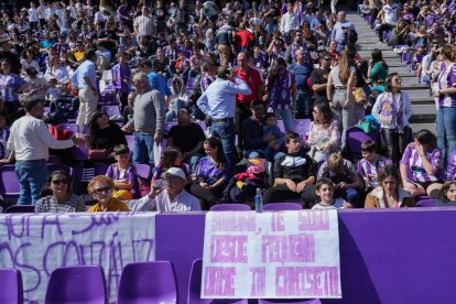 Real Valladolid-Olímpico de León en el estadio Zorrilla. / LOSTAU