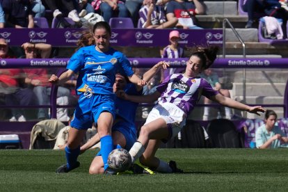 Real Valladolid-Olímpico de León en el estadio Zorrilla. / LOSTAU