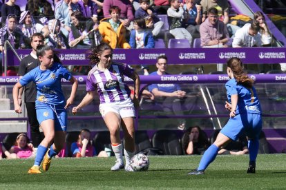 Real Valladolid-Olímpico de León en el estadio Zorrilla. / LOSTAU