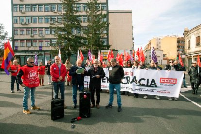 Manifestación en Ávila de CCOO y UGT en defensa de la democracia. ICAL