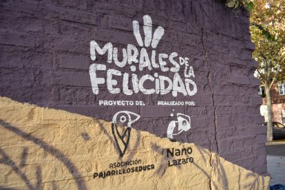 Proyecto 'Murales de la felicidad', en colaboración con la asociación Pajarillos Educa. -TWITTER