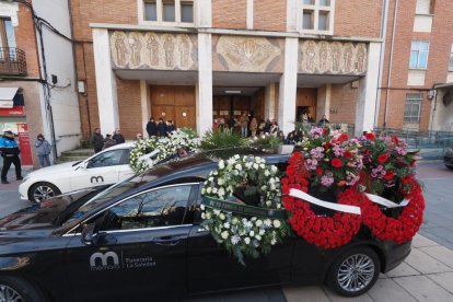 Funeral por las víctimas de violencia de género, Paloma e India, asesinadas en Valladolid. -PHOTOGENIC