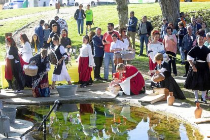 Inauguración del Parque de Las Lavanderas el barrio La Overuela. J.M. LOSTAU