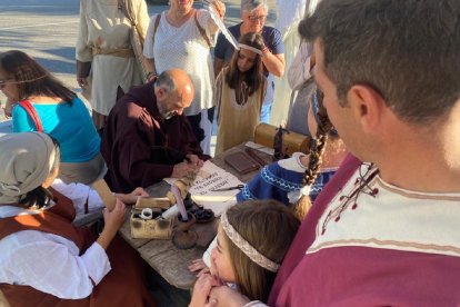 Exposición de oficios antiguos en el Mercado Medieval de este año.- AYUNTAMIENTO DE CAMPASPERO