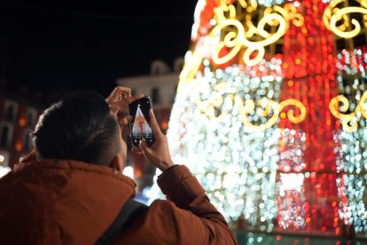 Iluminación Navideña en la Plaza Mayor de Valladolid. -PHOTOGENIC