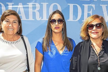 Vicky Soto, Carmen Jiménez y Charo Chavez.
