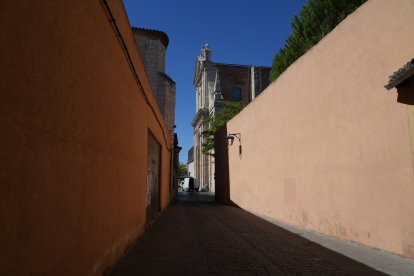 Calle de Santo Domingo de Guzmán en la actualidad .-J.M. LOSTAU