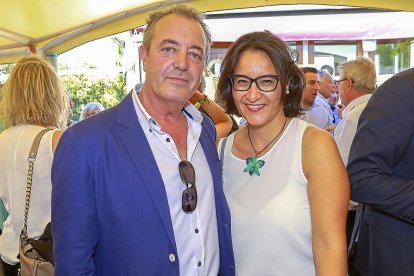 Isaac Salas e Inés Salas.