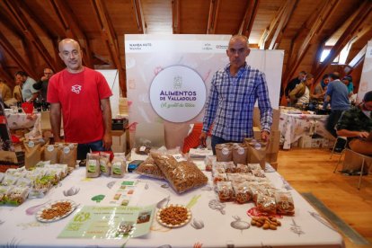 Serie de frutos secos en la Feria de Alimentos de Valladolid. -J.M. LOSTAU
