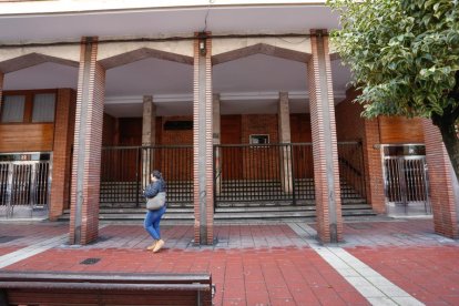 Barrio de La Rondilla, Iglesia de Santa Teresa en la calle Cardenal Torquemada en la actualidad. - J.M. LOSTAU