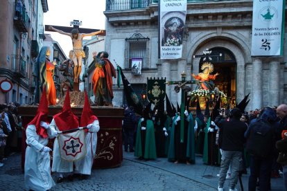 Procesión del Santísimo Rosario del Dolor en Valladolid. J.M. LOSTAU