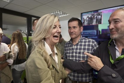 Irene Carvajal valora los resultados electorales en la sede de Vox de Valladolid. -ICAL