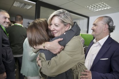 Irene Carvajal valora los resultados electorales en la sede de Vox de Valladolid. -ICAL