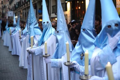 Procesión del Santísimo Rosario del Dolor en Valladolid. J.M. LOSTAU
